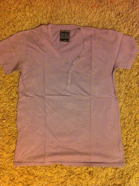 T-Shirt (lila)