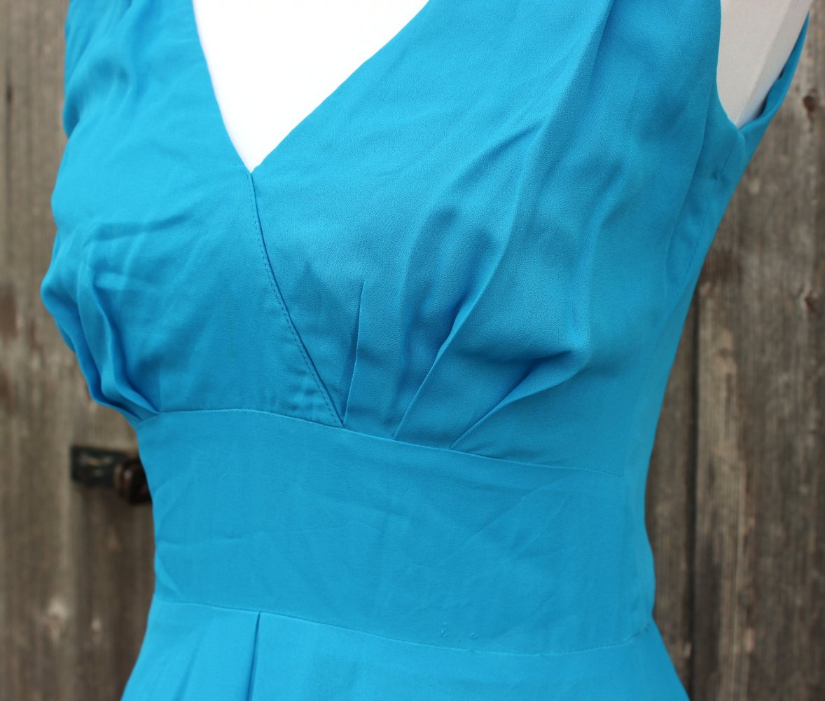 hellblaues True Vintage Abendkleid, Verena Modelle, ca. Größe 36