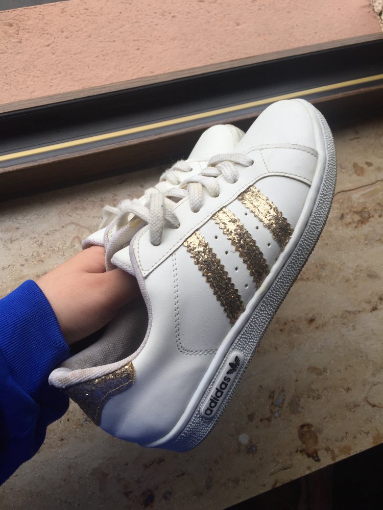 Adidas sneaker Schuhe in weiß Gold Glitzer gr. 37 :: Kleiderkorb.de