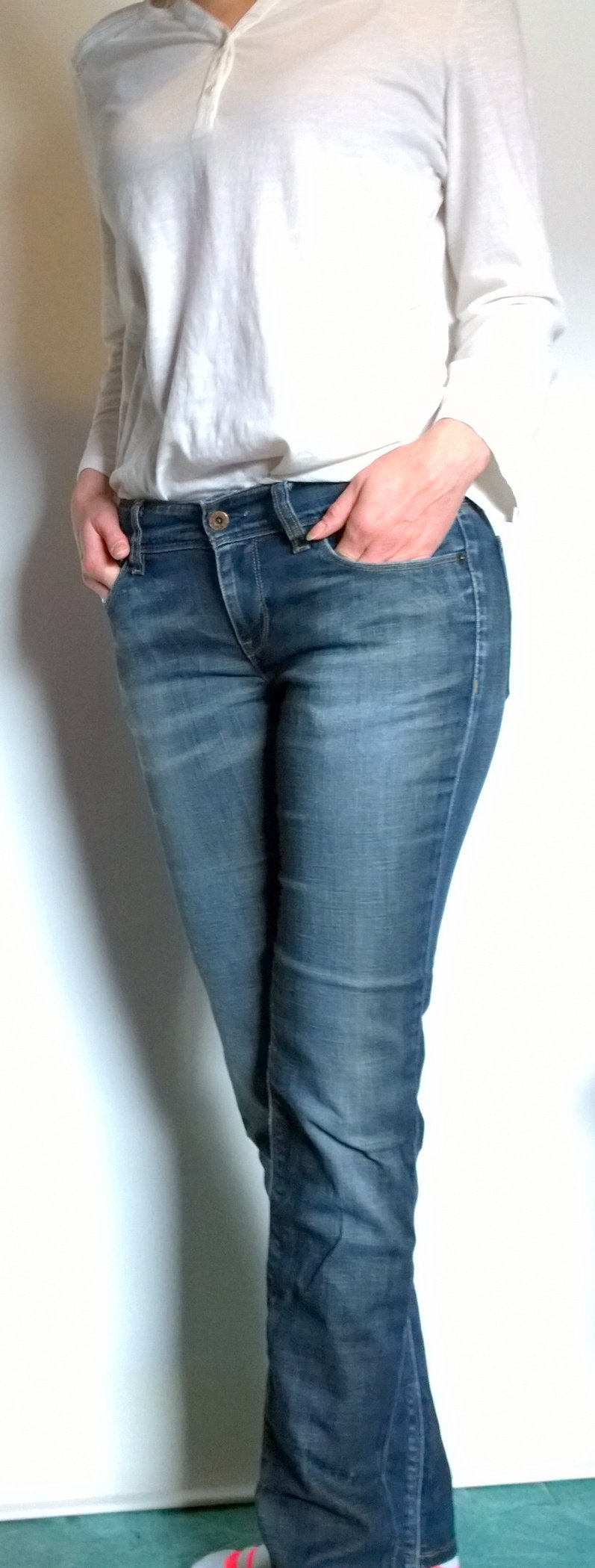 Levis 571 Jeans slim fit Größe 29/32 :: Kleiderkorb.de