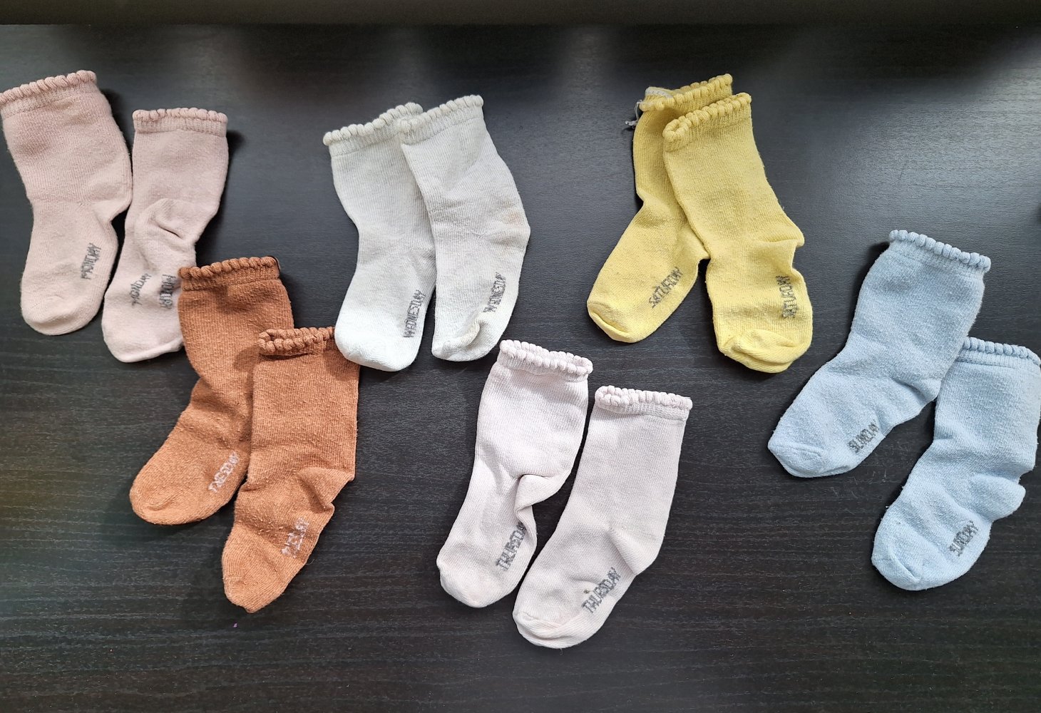 7er-Pack Socken mit Wochentagen für kleine Babyfüßchen